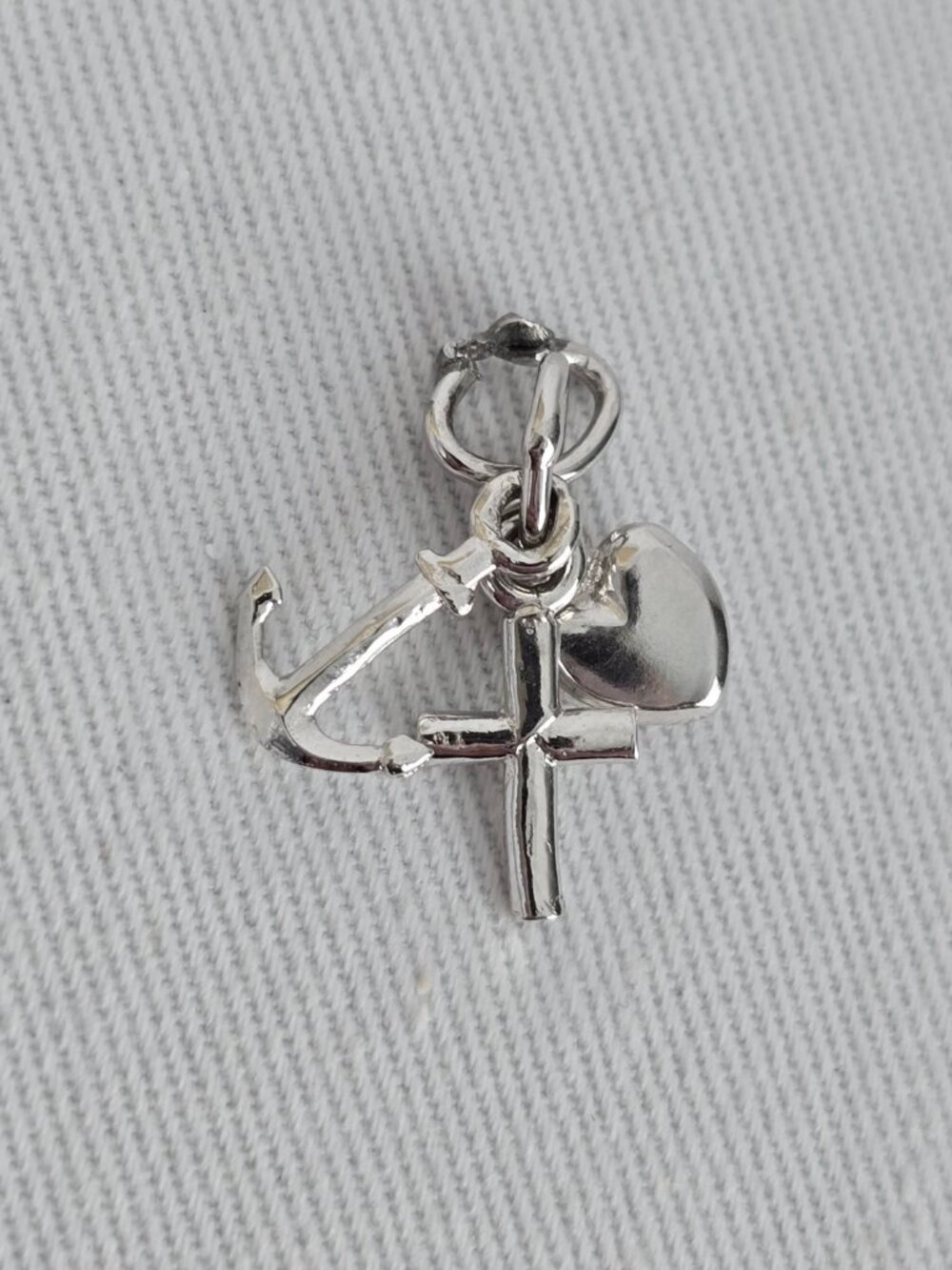 Vintage Sterling Silver Faith Hope Love Charm Cross Anchor Heart Bracelet